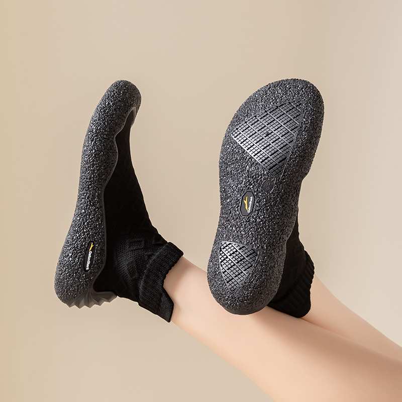 Chaussures chaussettes pieds n - Pilates Yoga Classes avis et prix